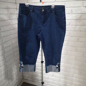 Simon Chang Denim Ladies Size 16 Medium Wash Jean Capris with Embroidery